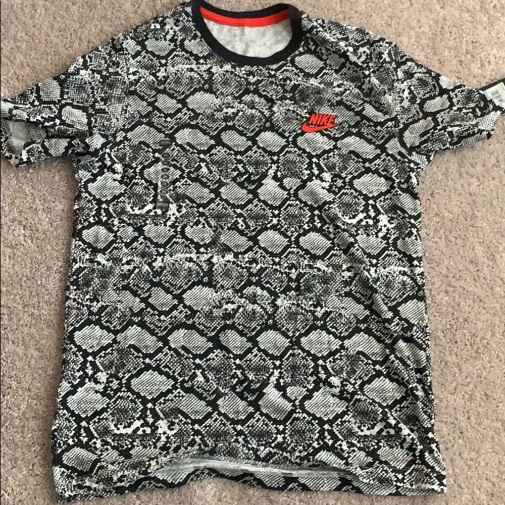 Nike T shirt